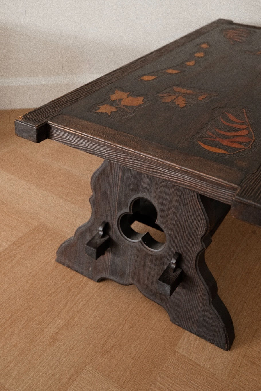 Gothic Revival Style Leaf-Carved Coffee Table