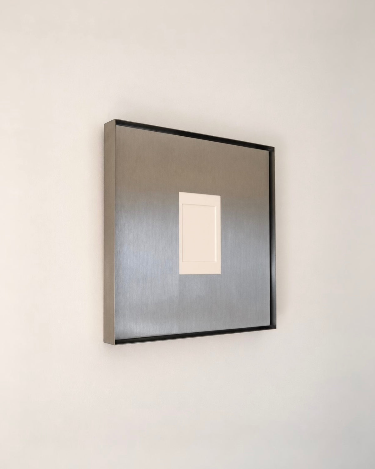 THE ASERO FRAMES — SENTRO